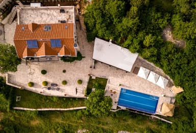 Сдается Villa Mona Lisa в Будве – идеальное место для отдыха у моря за 2000 EUR/ночь!