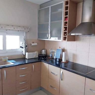 Сдается квартира в Лимассоле с 3 спальнями за 1700 EUR
