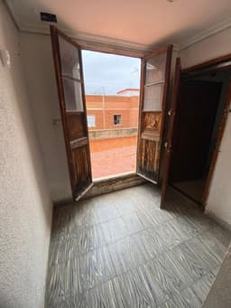 Продается Атико в Торрент за 115 000 евро с террасой 28 м²