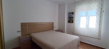 Долгосрочная аренда квартиры в San Vicente €900 в месяц с бассейном