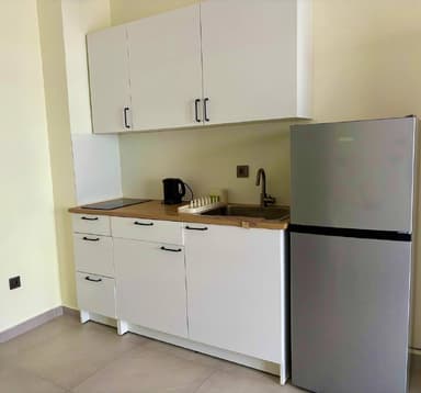 Квартира-студия в Будве на год аренды за 500€/мес
