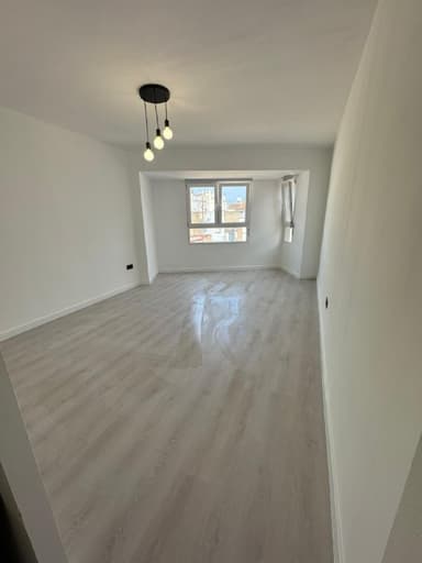 Продажа квартиры в Кастейоне за 125000 с ремонтом и комфортной планировкой