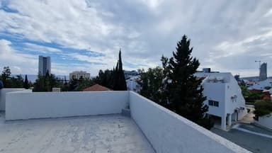 Аренда квартиры в Лимассоле напротив отеля Saint Raphael за 2000 в месяц
